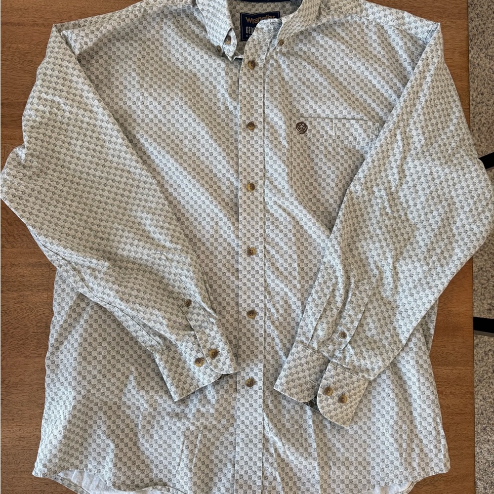 Men's Wrangler Button Down